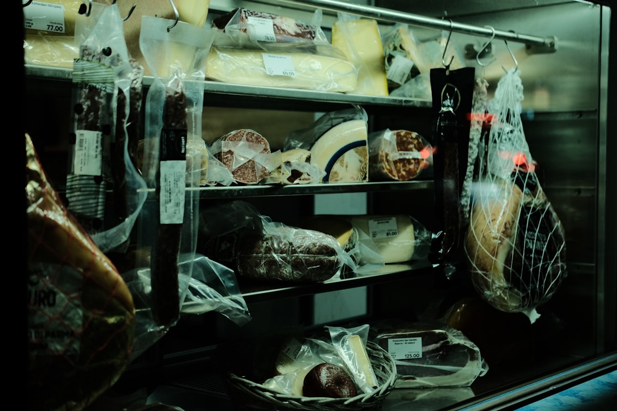 Charcuterie et fromages affinés (photo d'illustration)